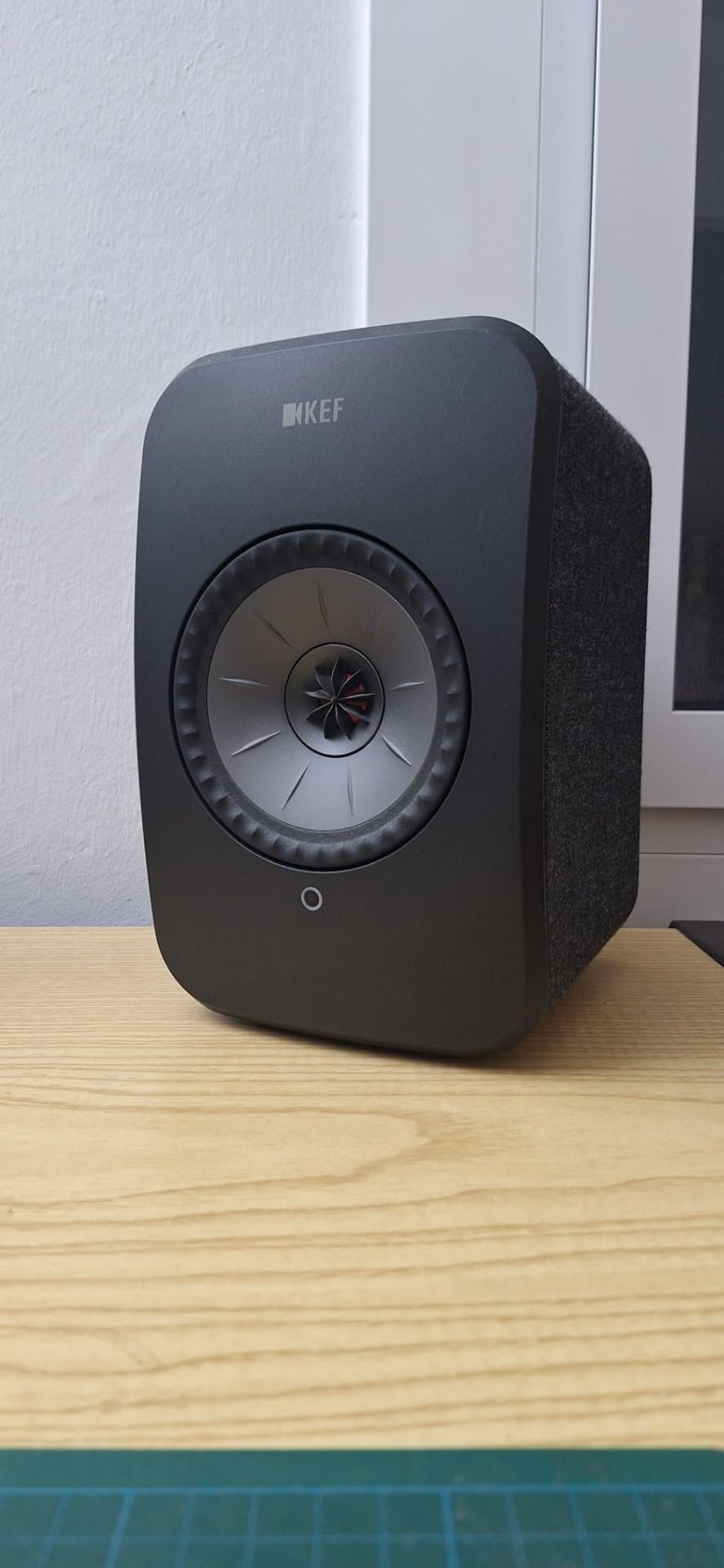 Altavoces activos Kef